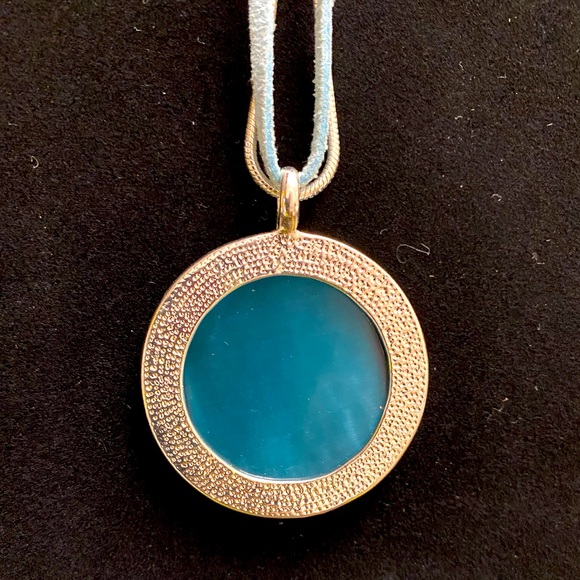 Turquoise Medallion Necklace - Picture 3 of 4